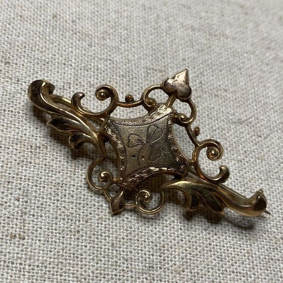 💛 Antique Gold Filled Clover Brooch - Picture 4 of 6
